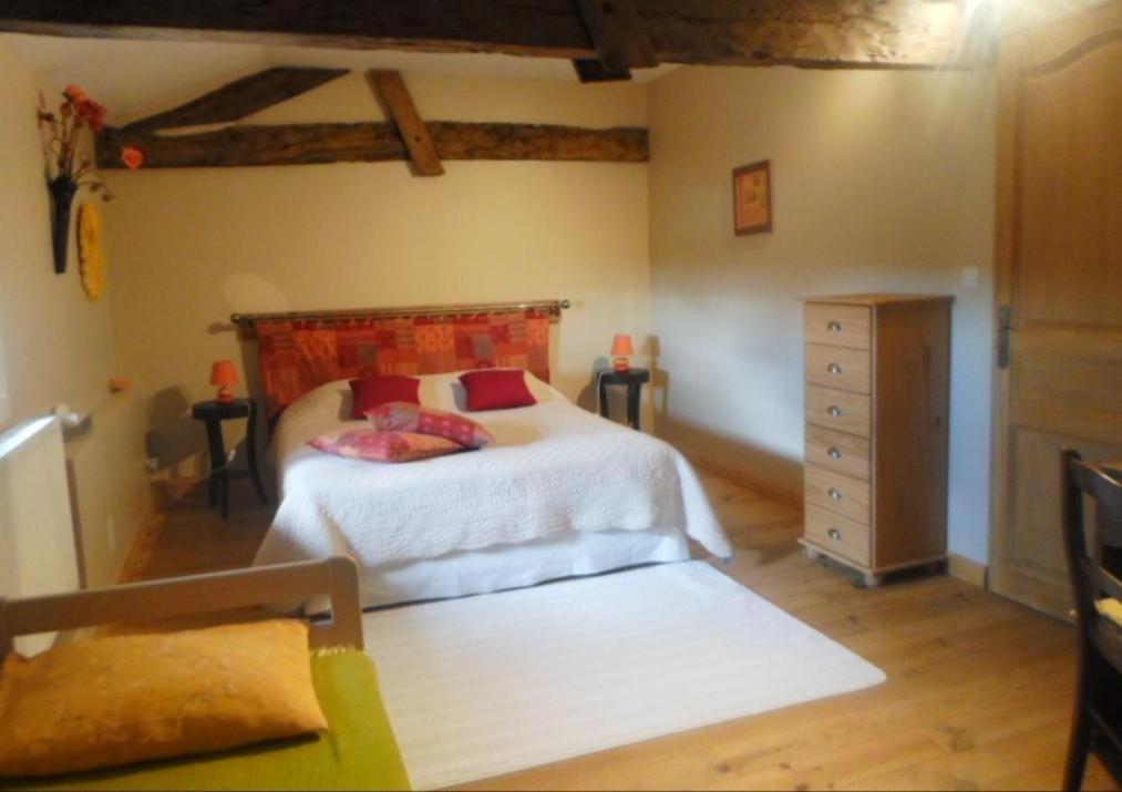 Chambres D'Hotes Du Bernes Nomdieu Dış mekan fotoğraf